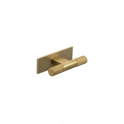 Arden, Fluted T bar with backplate, central hole centre