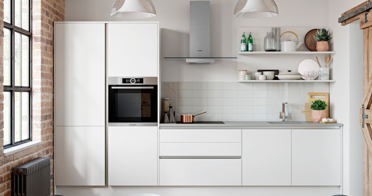 Zola Gloss Handleless White - Kitchen Stori